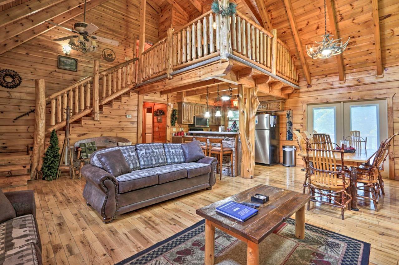 Pigeon Forge Getaway With Covered Patio And Hot Tub! Dış mekan fotoğraf