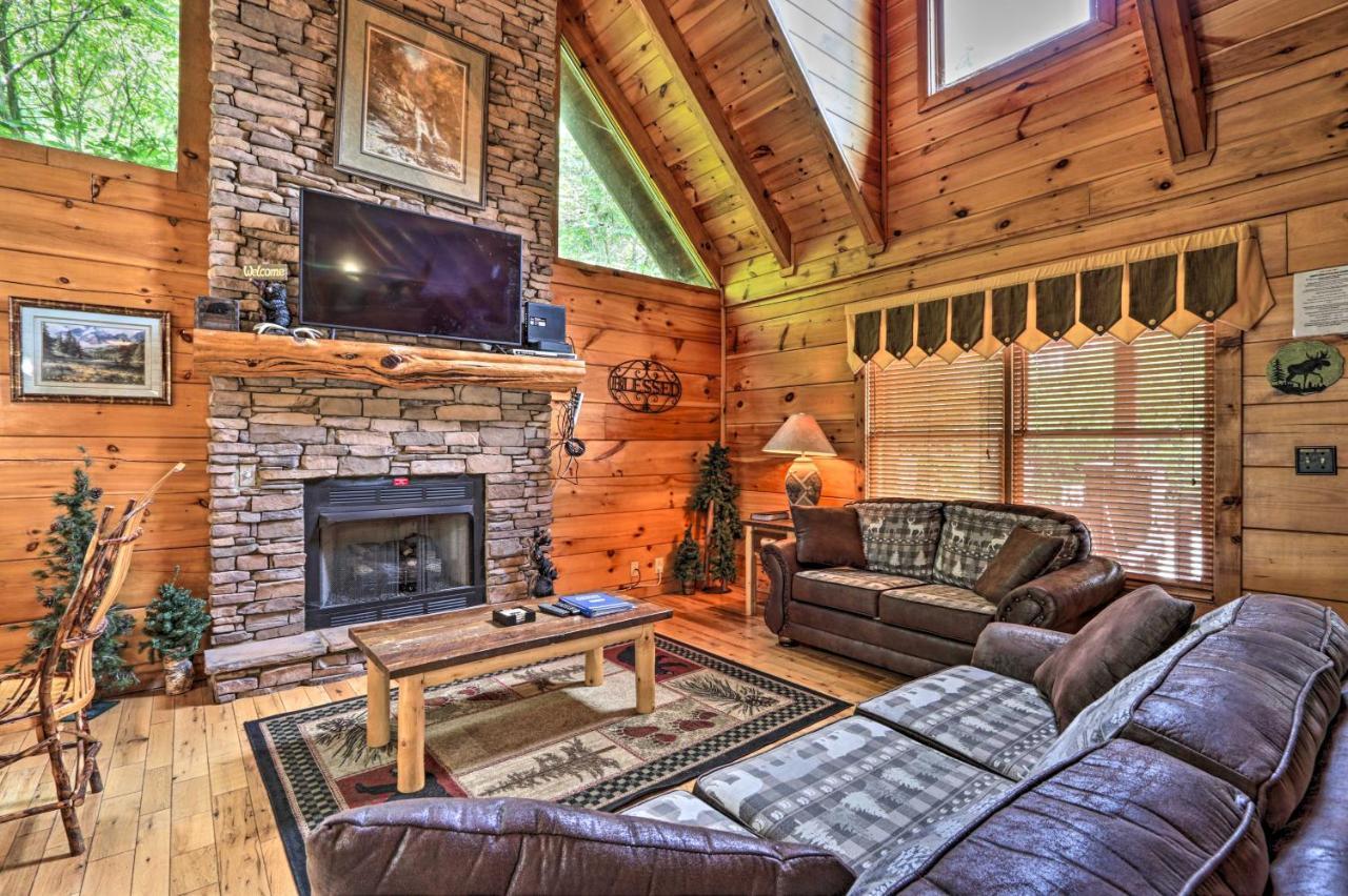 Pigeon Forge Getaway With Covered Patio And Hot Tub! Dış mekan fotoğraf